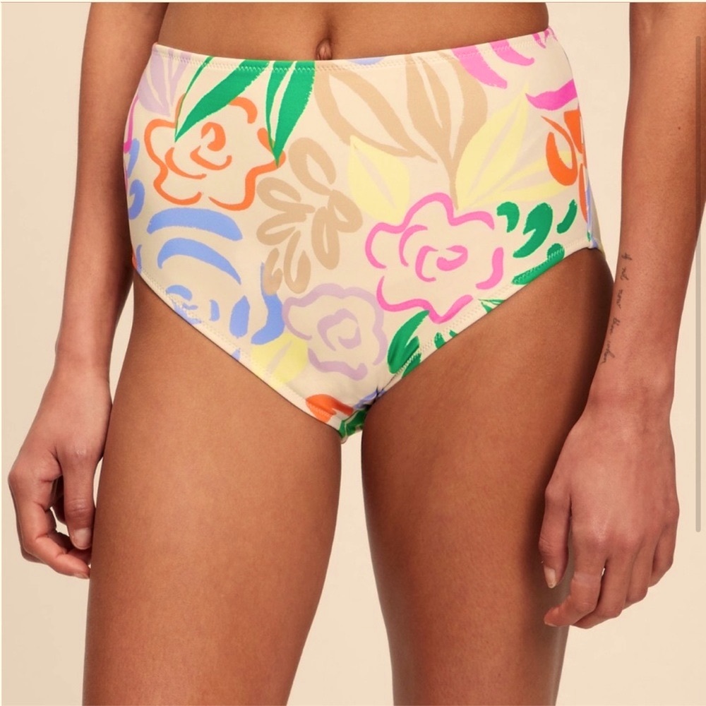 NWT GAP HIGH RISE BIKINI BOTTOM - FULLY LINED - STAYS TRUE TO SIZE WET! - Picture 12 of 12